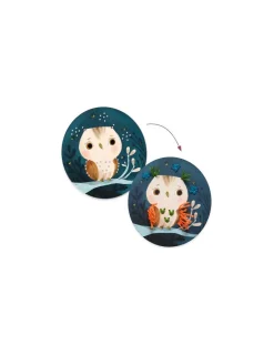 Djeco Enfilage laine Petit pas avec du fil -