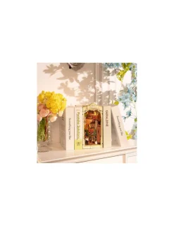Rolife Maquette Floral Corner Book Nook -